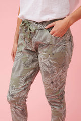 Caroline Morgan Leaf Print Jogger Pant
