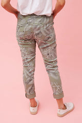 Caroline Morgan Leaf Print Jogger Pant