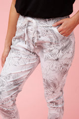 Caroline Morgan Leaf Print Jogger Pant
