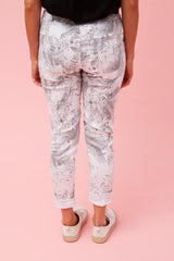 Caroline Morgan Leaf Print Jogger Pant