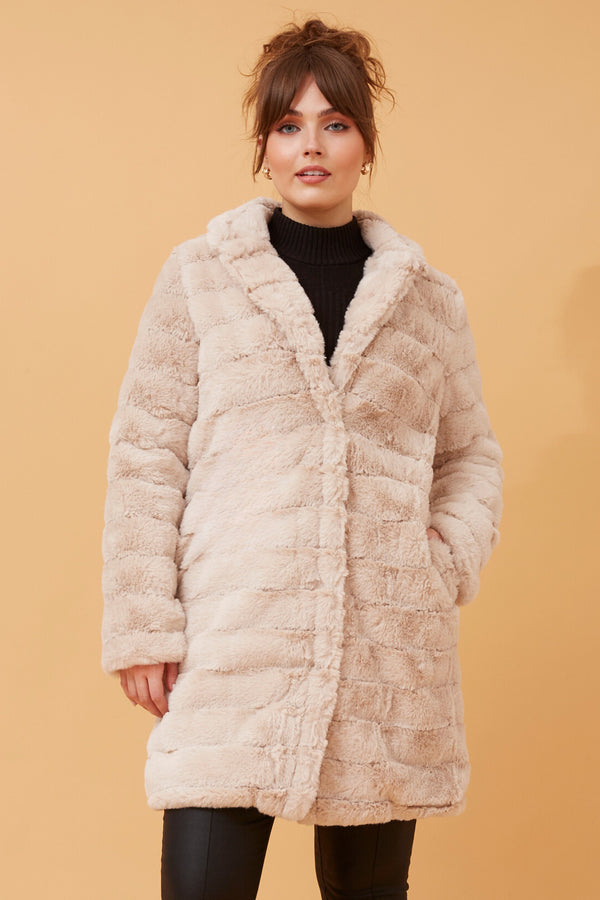 Caroline Morgan Faux Fur Teddy Coat