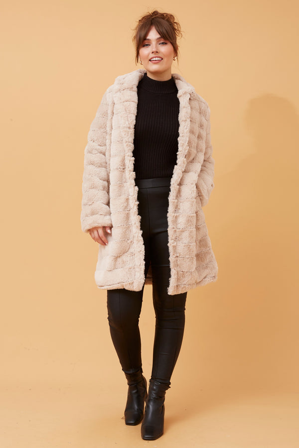 Caroline Morgan Faux Fur Teddy Coat