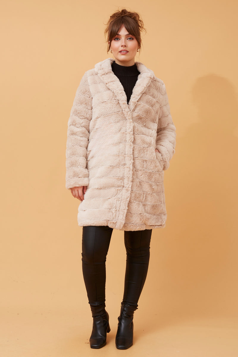 Caroline Morgan Faux Fur Teddy Coat