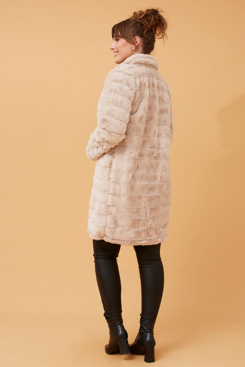 Caroline Morgan Faux Fur Teddy Coat
