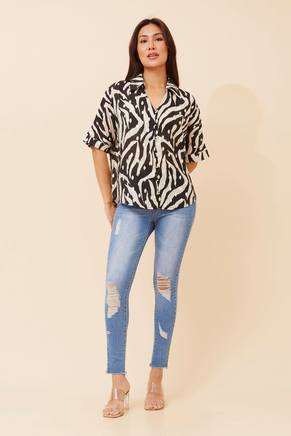 Caroline Morgan Animal Print Shirt