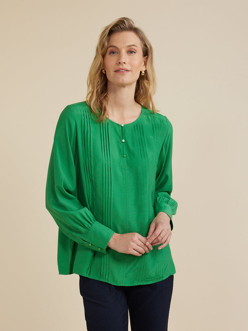 Yarra Trail Tuck Front Top
