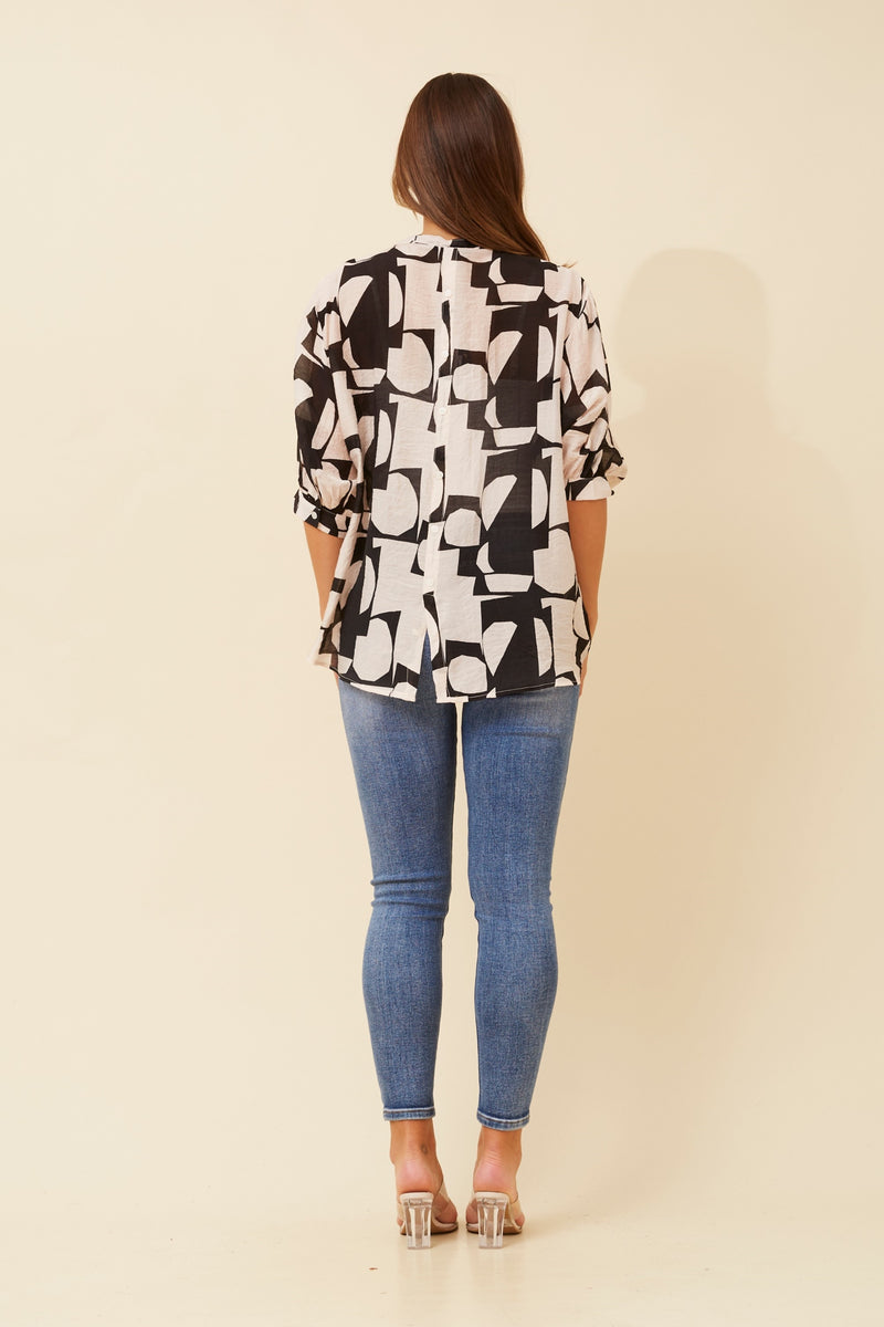 Caroline Morgan Abstract Print Shirt