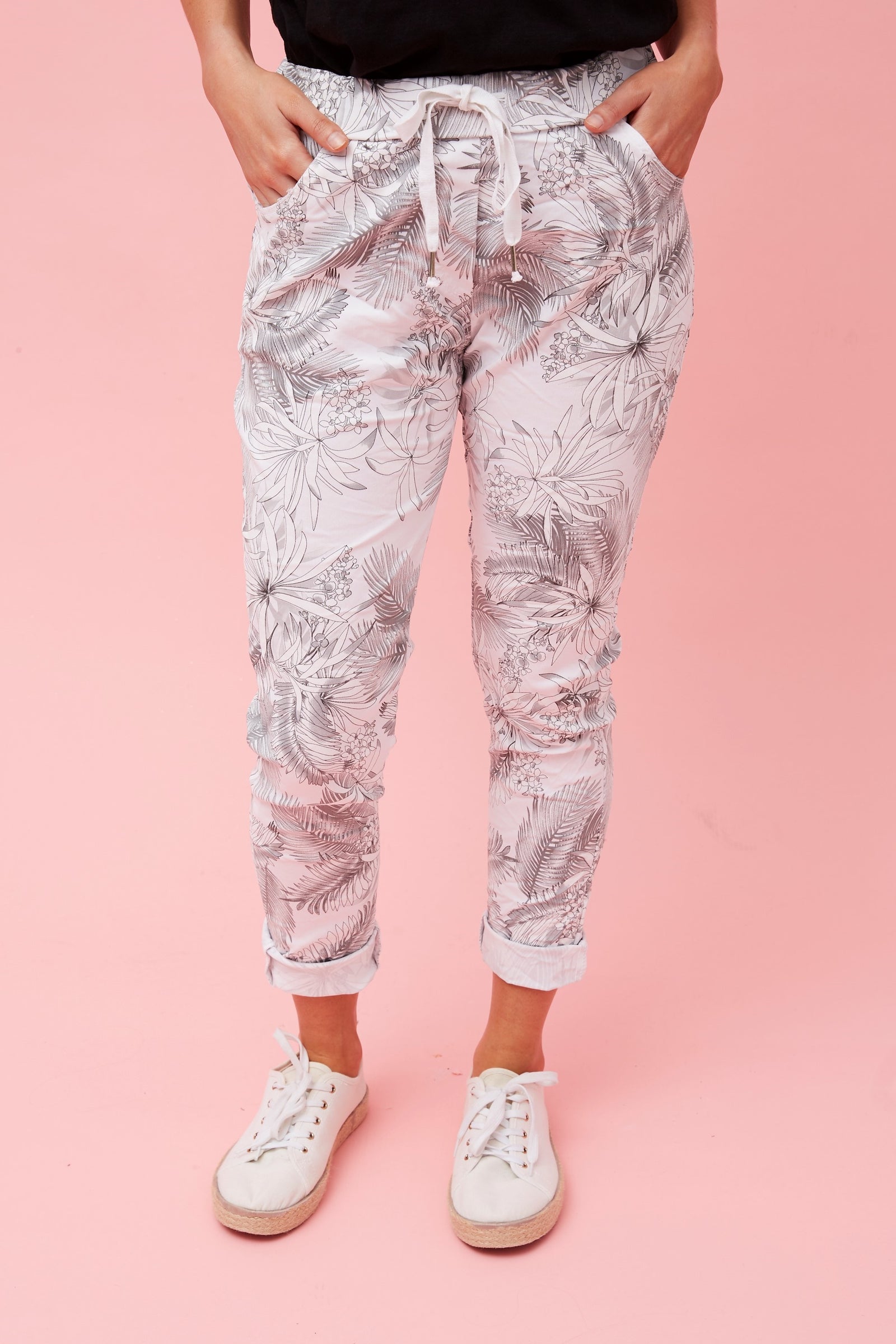 Caroline Morgan Leaf Print Jogger Pant MODA In Fashion